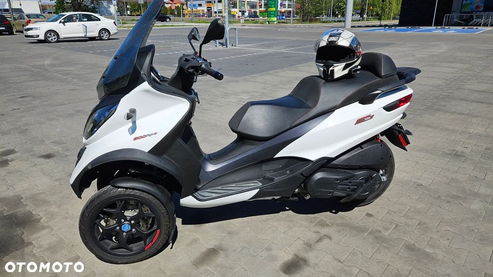 Piaggio MP-3 - 4