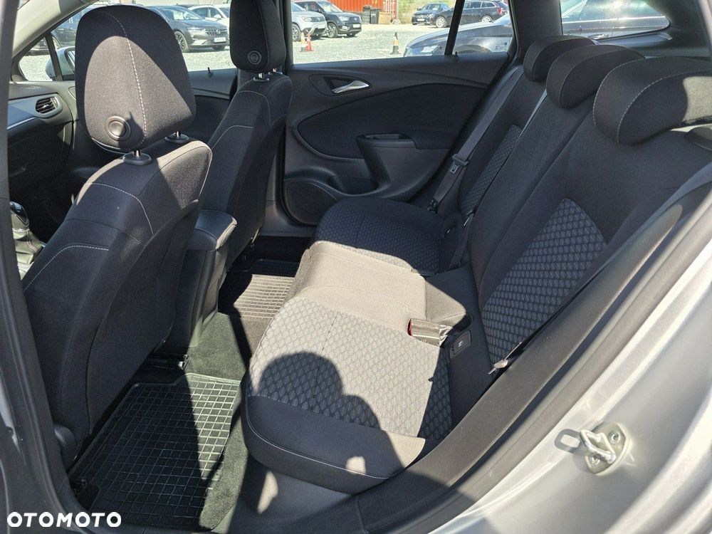 Opel Astra - 12