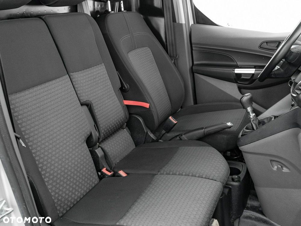 Ford Transit Connect - 27