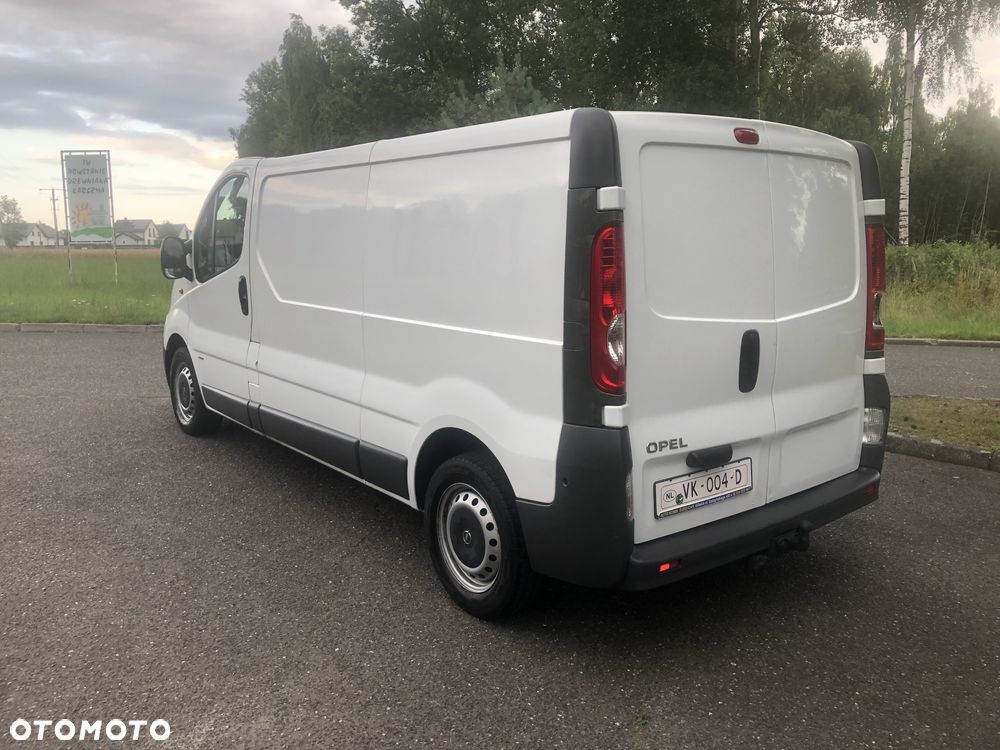 Opel VIVARO - 11