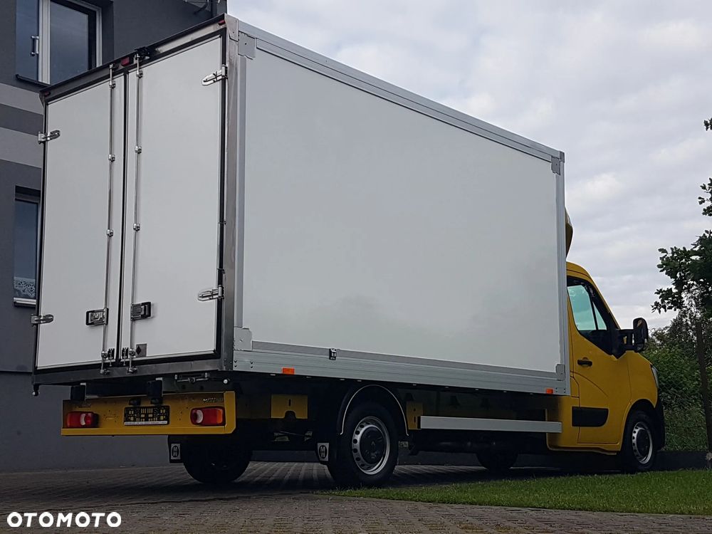 Renault MASTER KONTENER 8EP 4,22x2,24x2,24 KLIMA KRAJOWY MANUAL  6-BIEGÓW DMC 3500 KG - 29