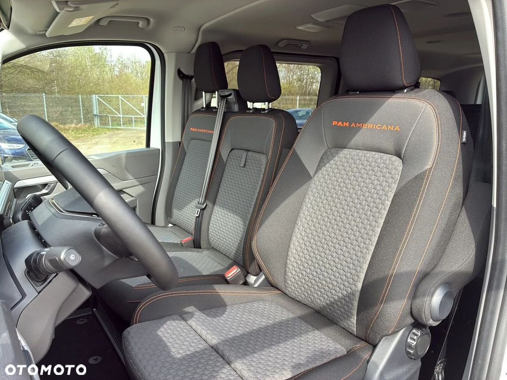 Volkswagen Caravelle - 16