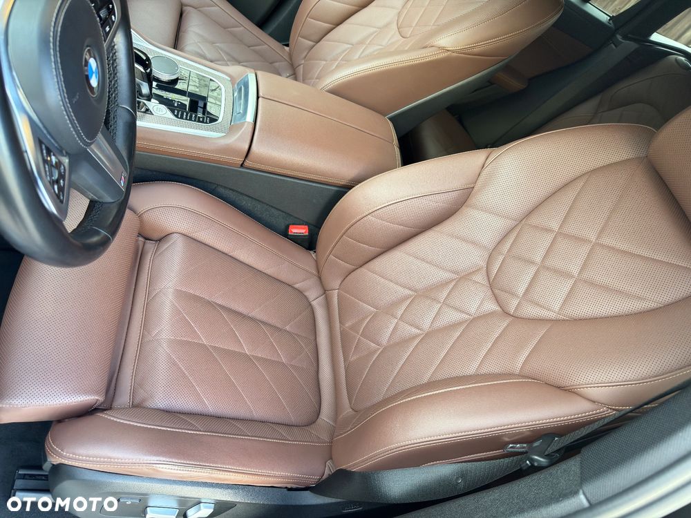 BMW X6 xDrive30d - 16