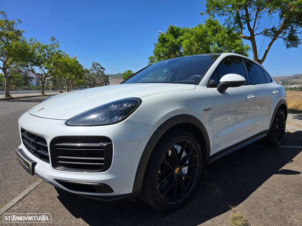 Porsche Cayenne Coupé E-Hybrid - 3