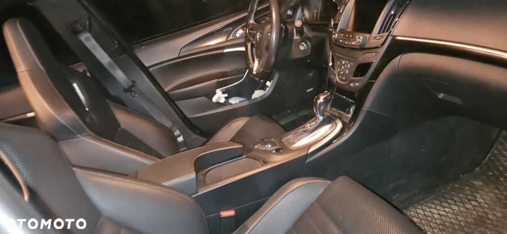 Opel Insignia 2.8 T V6 OPC - 6