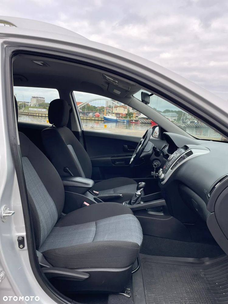 Kia Ceed Cee'd 1.6 Crdi Comfort - 14