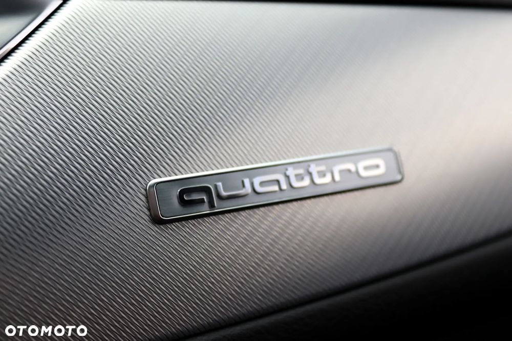 Audi A6 Avant 3.0 TDI quattro S tronic - 34