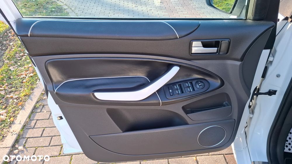 Ford Kuga 2.0 TDCi Titanium - 19