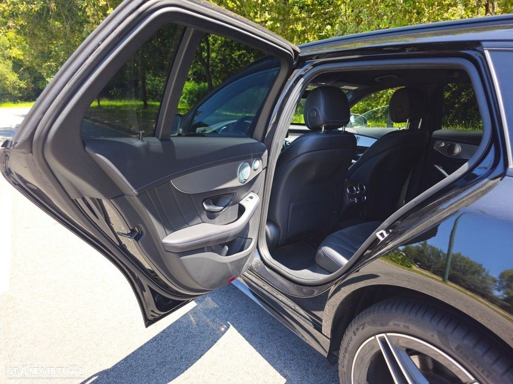 Mercedes-Benz C 300 de AMG Line - 27