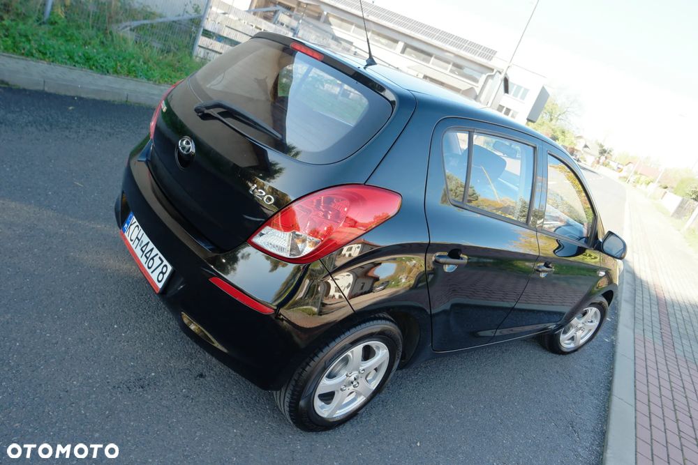 Hyundai I20 2014 photo 2