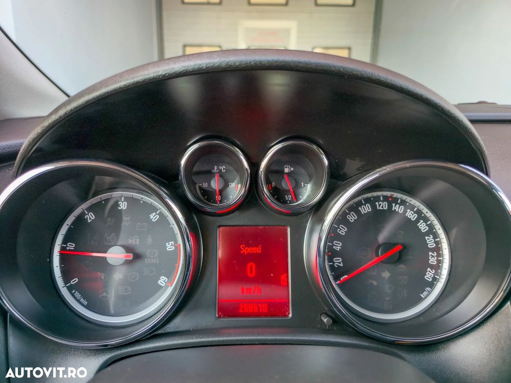 Opel Astra 1.7 CDTI Cosmo - 6