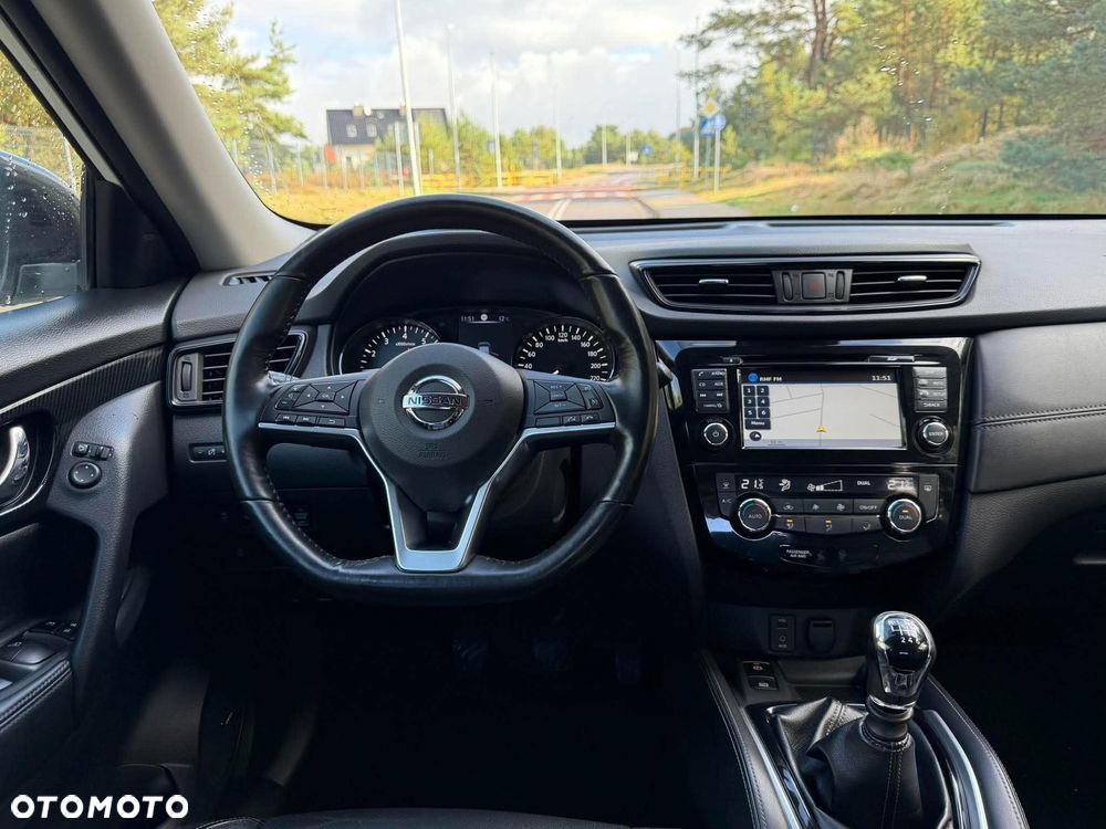 Nissan X-Trail 1.6 DIG-T Tekna - 23