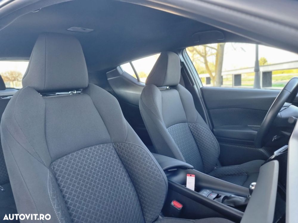 Toyota C-HR Style Selection - 12