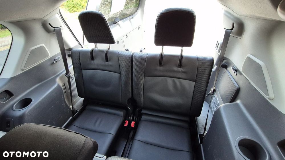 Toyota Land Cruiser LC 3.0 D-4D Premium 7os - 10