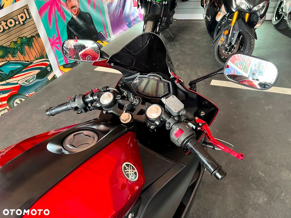 Yamaha YZF - 10