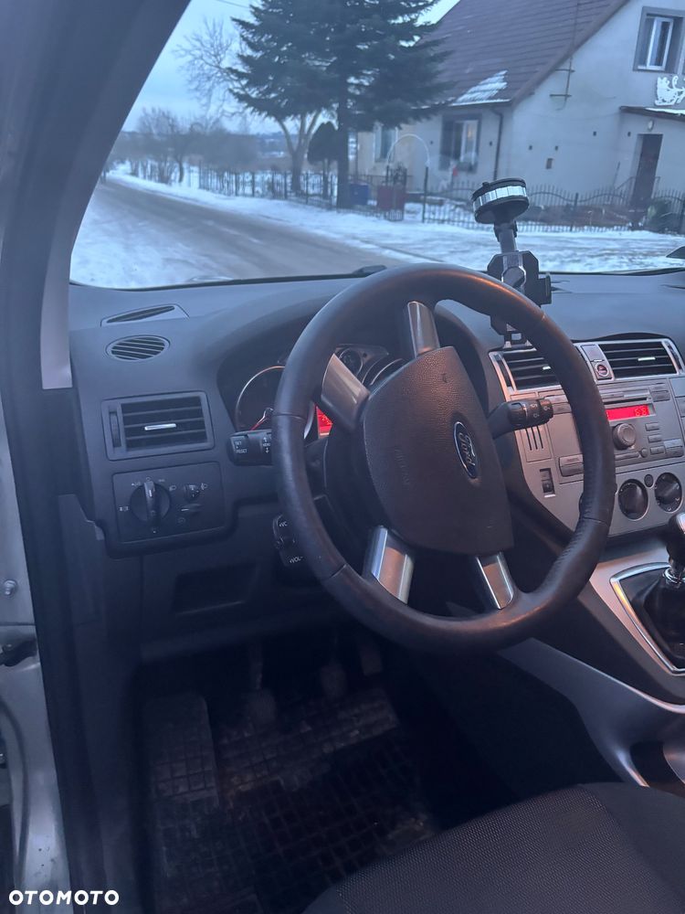 Ford Kuga 2.0 TDCi Trend - 4