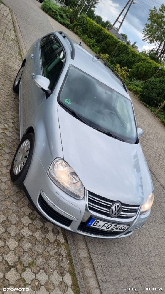 Volkswagen Golf - 5
