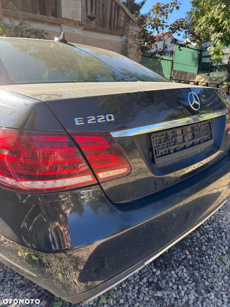 Mercedes-Benz Klasa E 220 BlueTEC 7G-TRONIC Elegance - 16