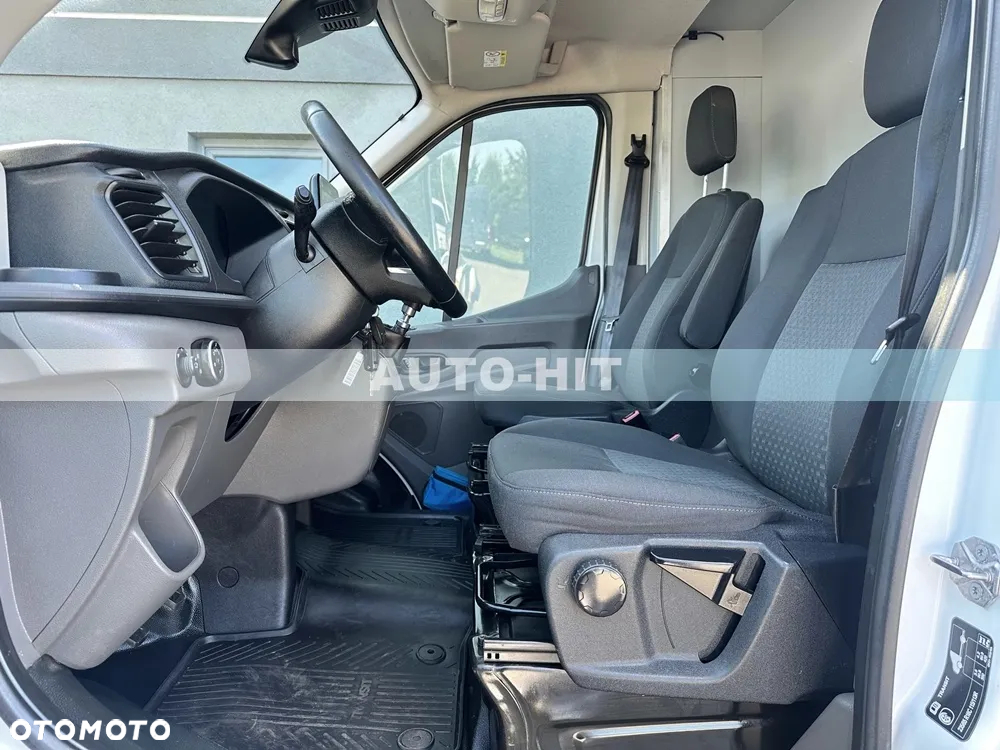 Ford Transit - 21