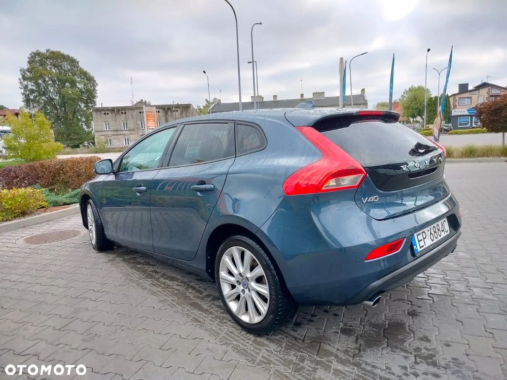 Volvo V40 - 2