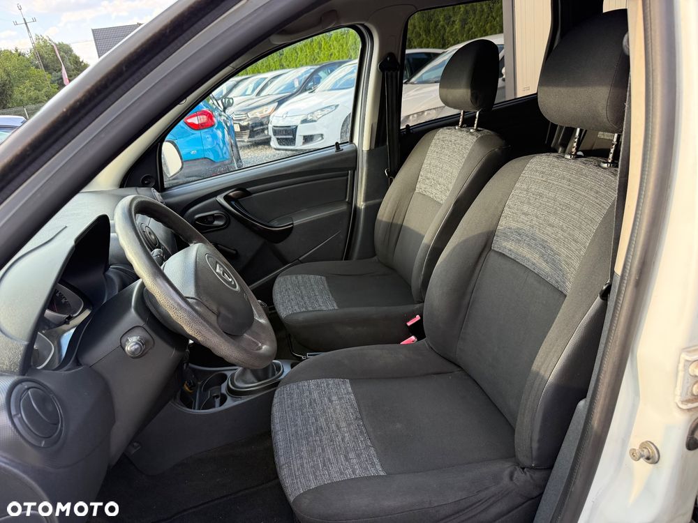 Dacia Duster 1.6 16V 4x2 - 3