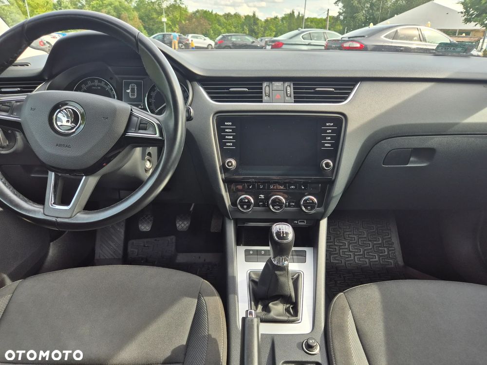 Skoda Octavia 1.6 TDI SCR Ambition - 26