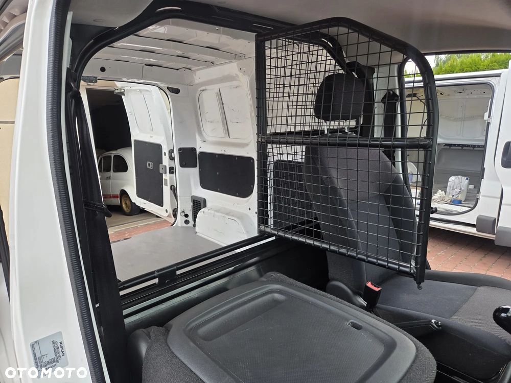 Nissan NV200 - 29