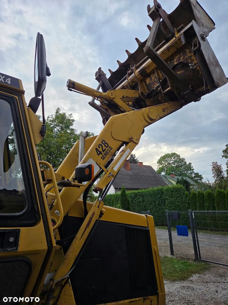 Caterpillar CAT 428B - 10
