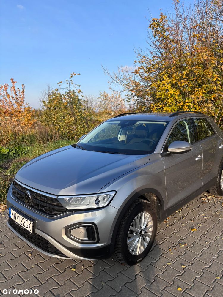 Volkswagen T-Roc 2023 photo 2