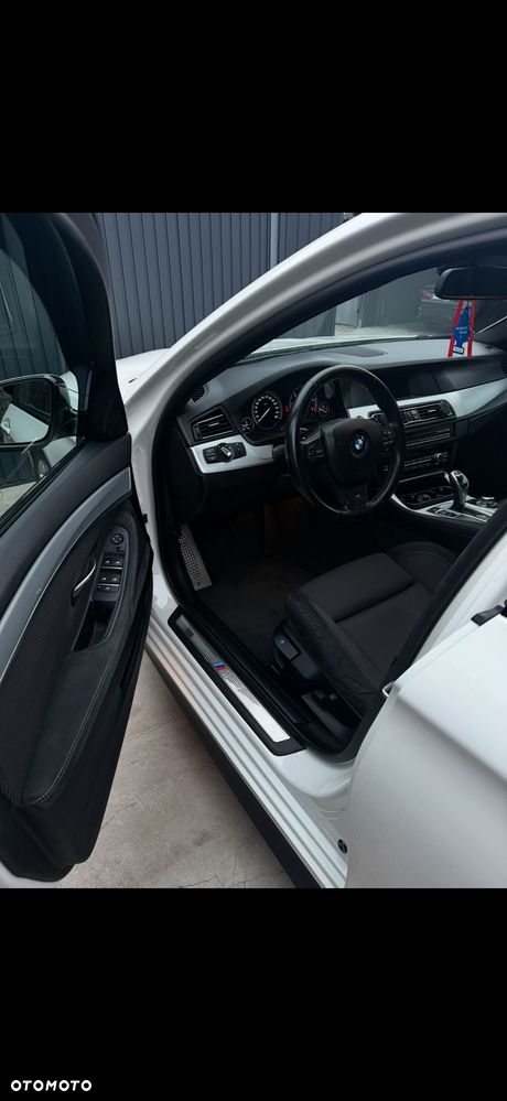 BMW Seria 5 520d - 8