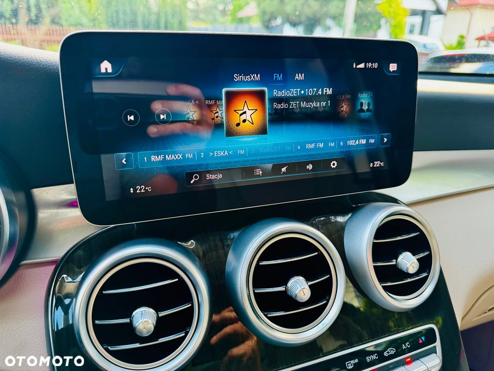 Mercedes-Benz GLC - 29