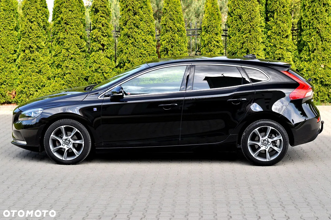 Volvo V40 D2 Drive-E Ocean Race - 14