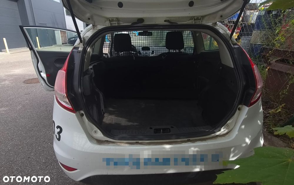 Ford Fiesta - 11