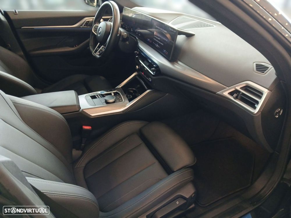 BMW i4 eDrive35 Pack Desportivo M - 17