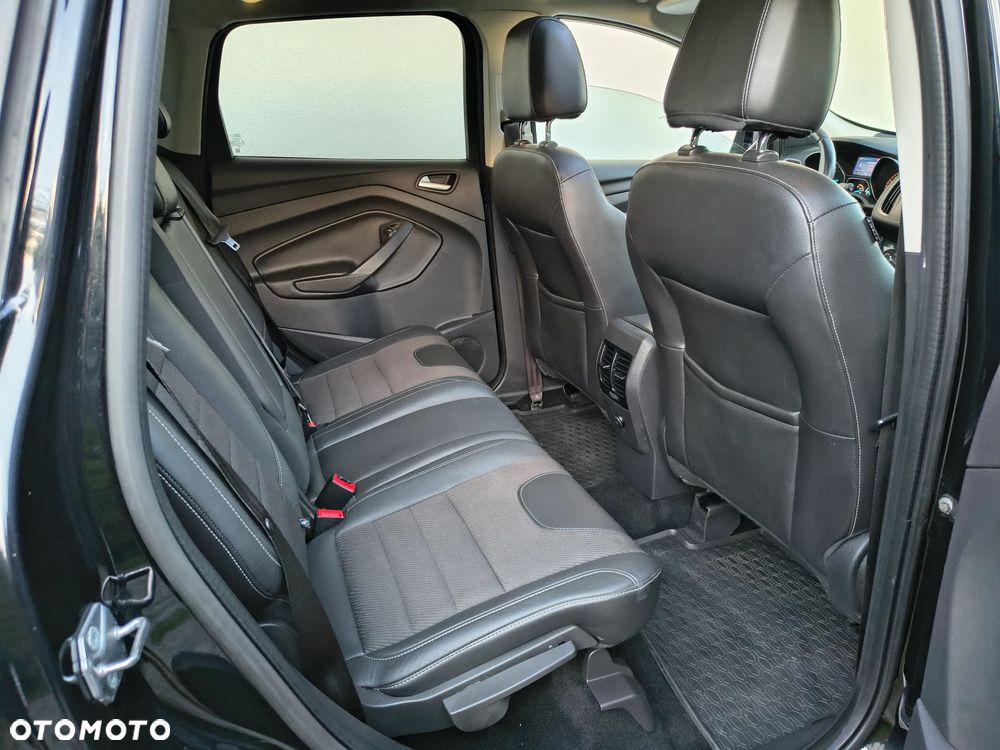 Ford Kuga 2.0 TDCi 4x4 Titanium - 14