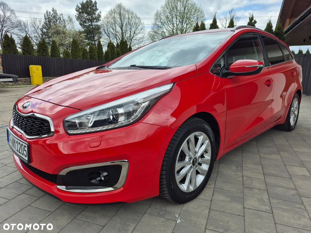 Kia Ceed - 8