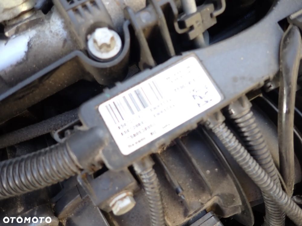 SILNIK BMW N47  D20C - 7