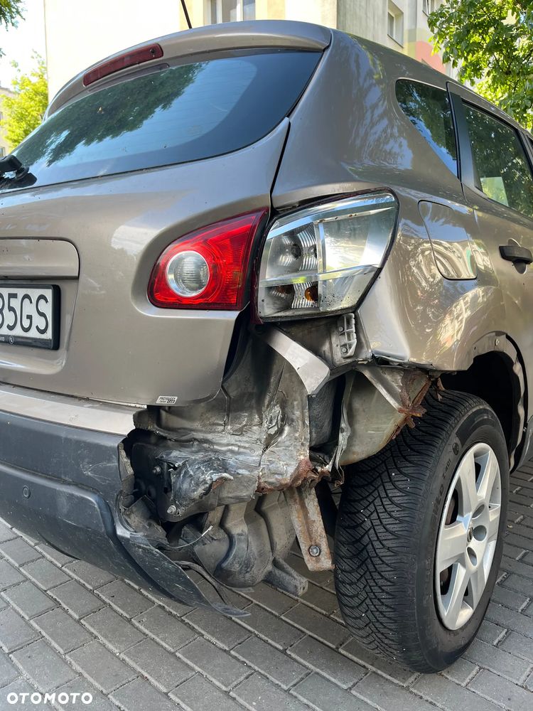 Nissan Qashqai 1.6 Visia - 6