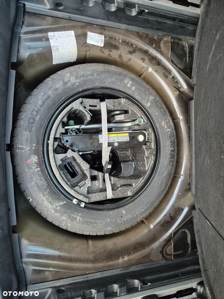 Skoda Superb Combi 2.0 TDI DSG Exclusive - 29