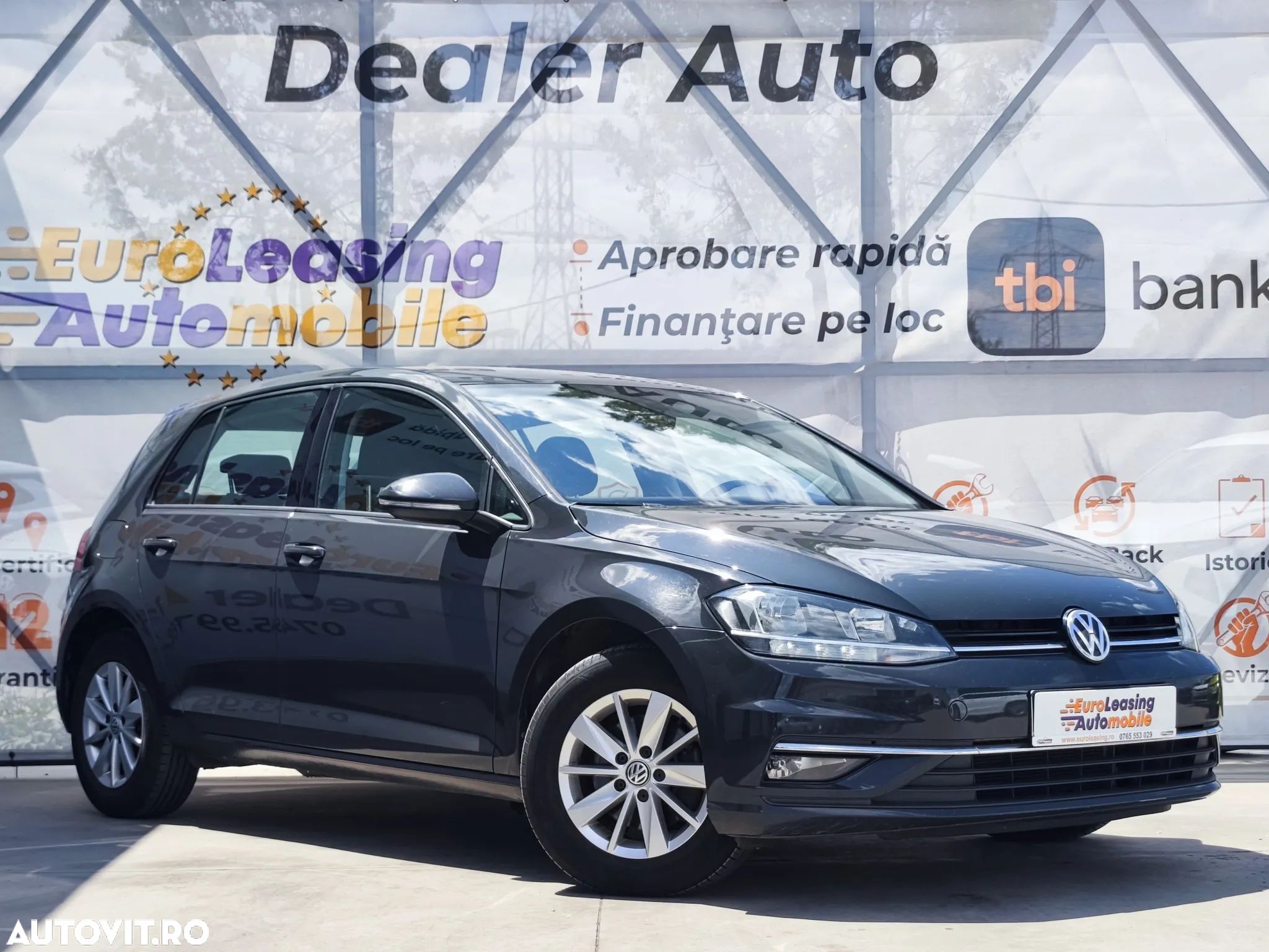 Volkswagen Golf 1.6 TDI Comfortline - 1