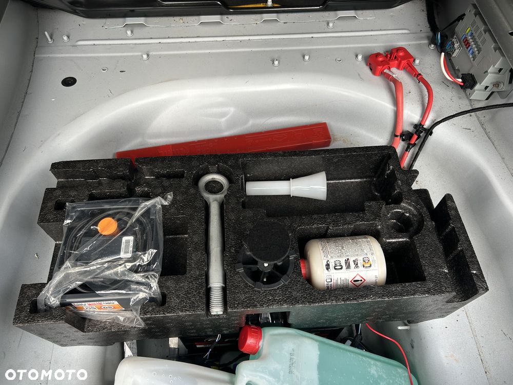 Jaguar F-Pace 2.0 i4D AWD R-Sport - 18