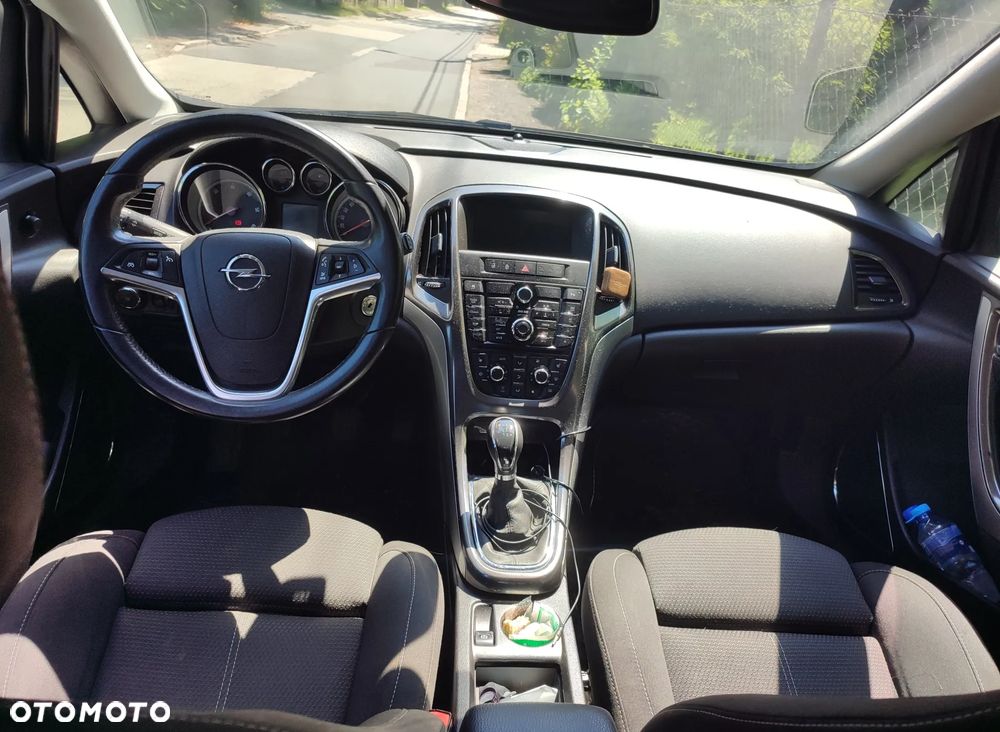 Opel Astra 1.7 CDTI DPF Cosmo - 7