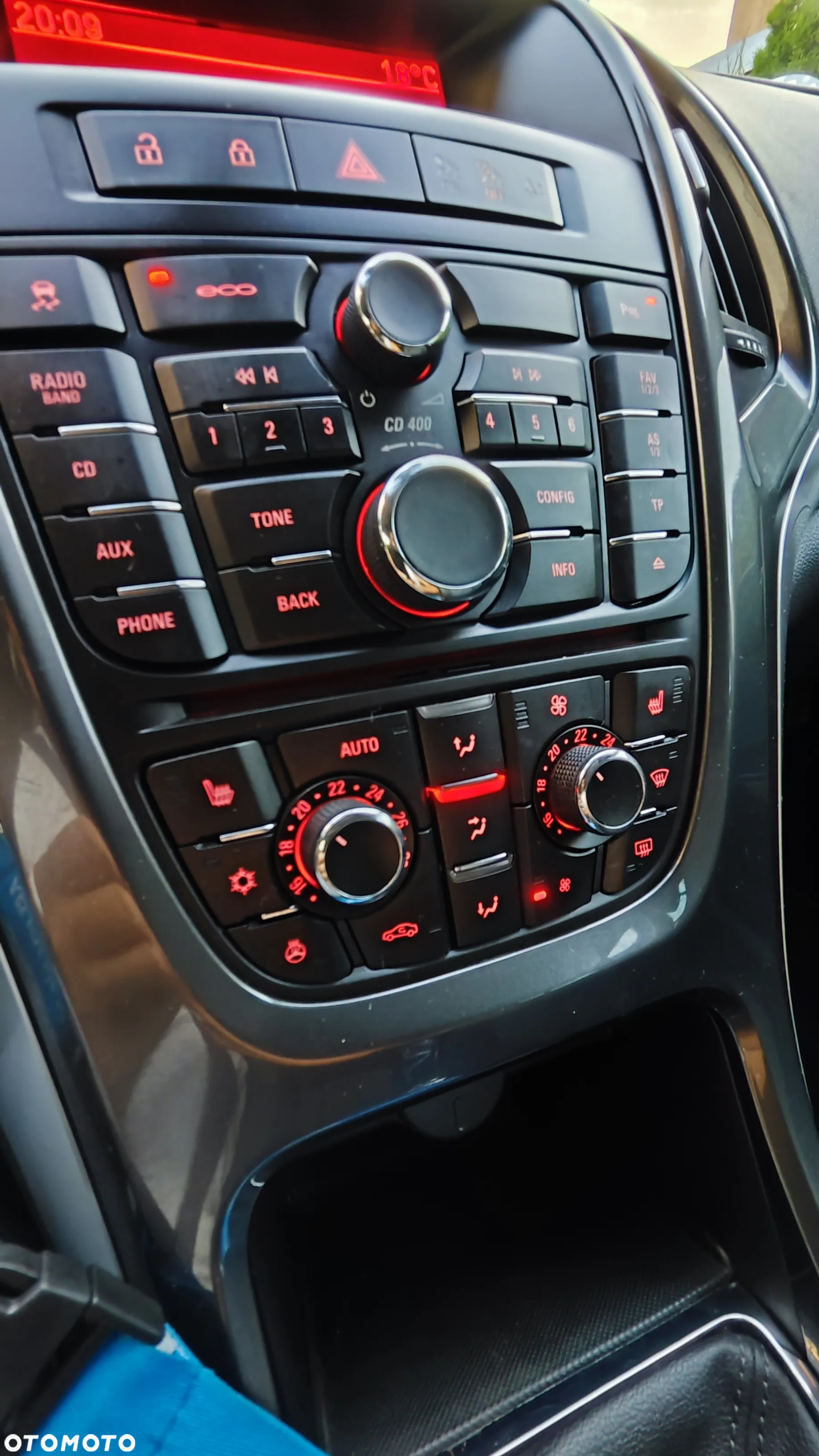Opel Astra GTC 1.4 Turbo - 29