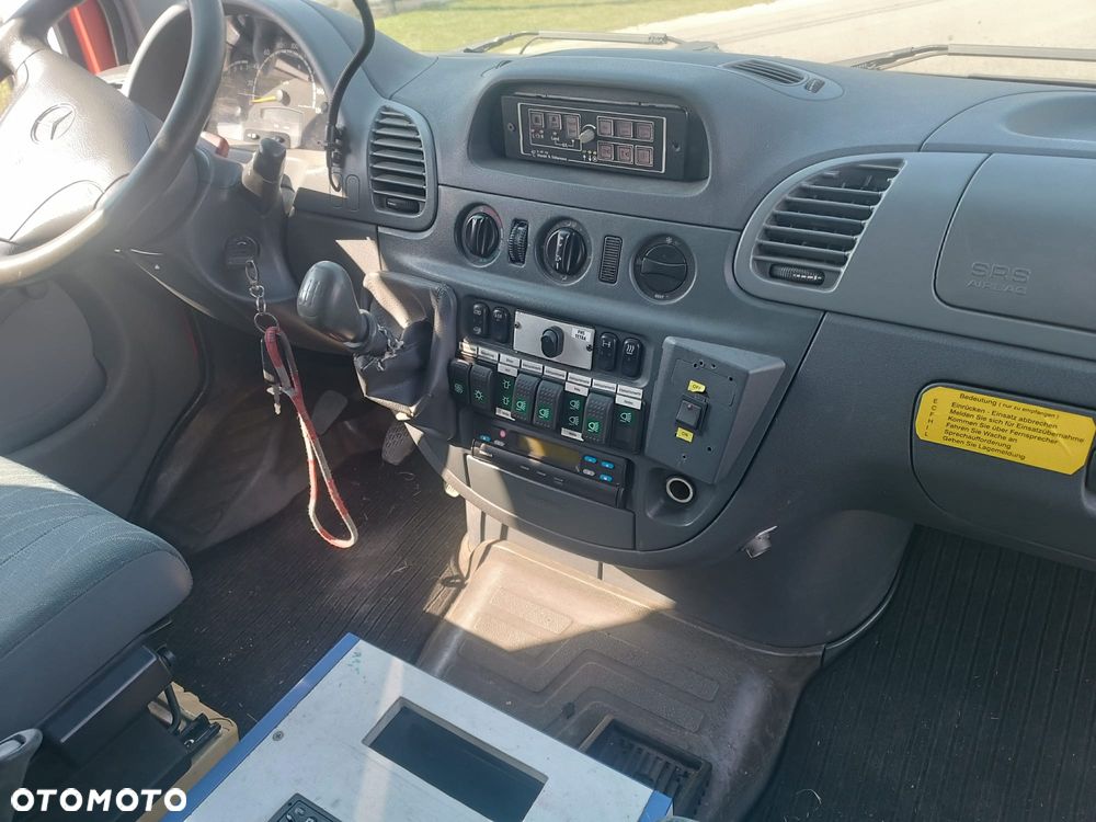 Mercedes-Benz sprinter - 5