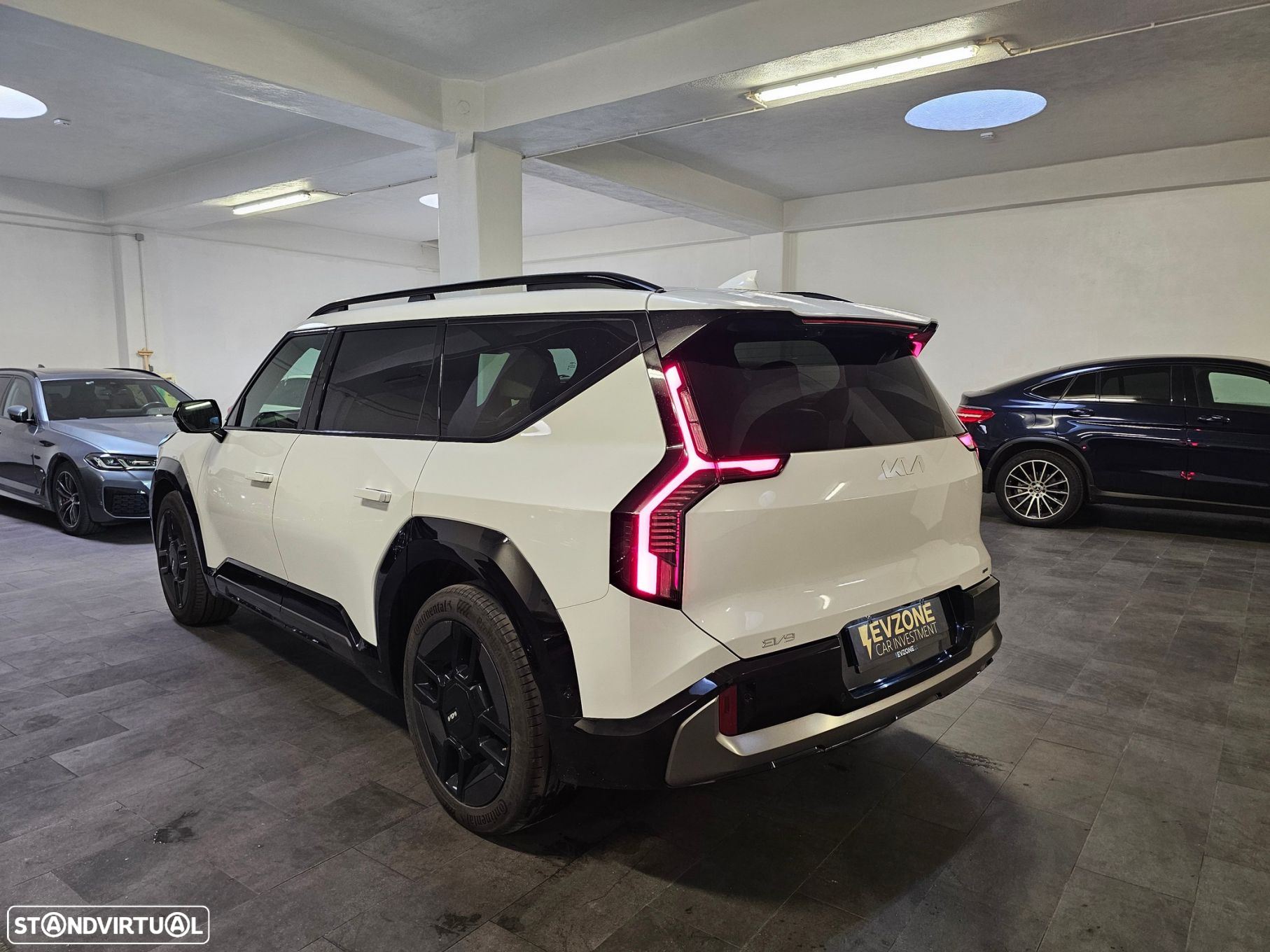 Kia EV9 98.8 kWh GT-Line AWD - 8