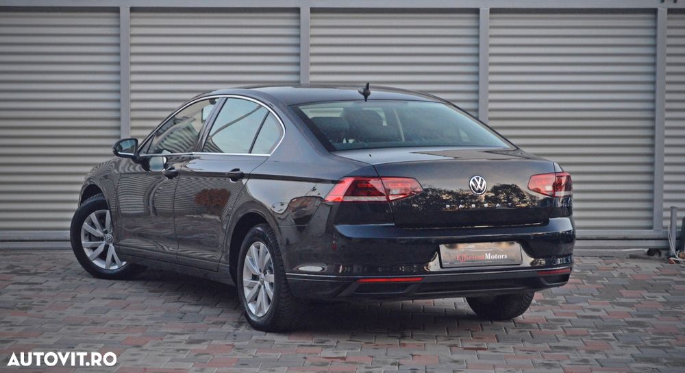 Volkswagen Passat Variant 1.6 TDI (BlueMotion Technology) DSG Comfortline - 4