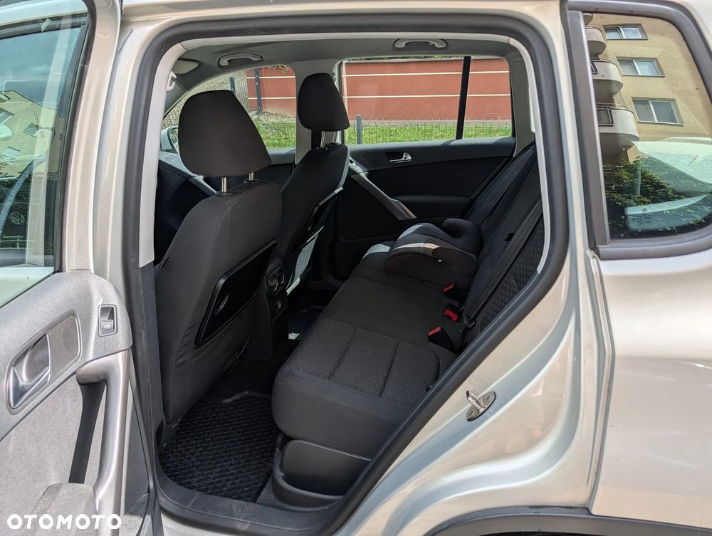 Volkswagen Tiguan - 6