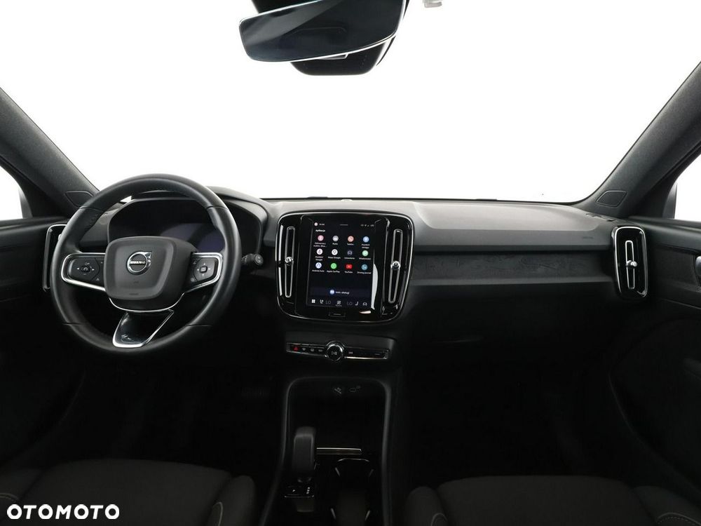 Volvo XC 40 Recharge Core - 16