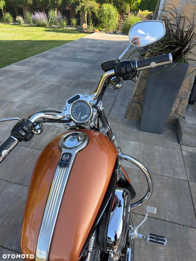 Harley-Davidson Sportster Custom 1200C - 8