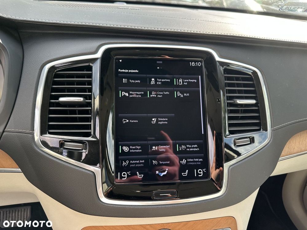Volvo XC 90 B5 D AWD Inscription 7os - 17